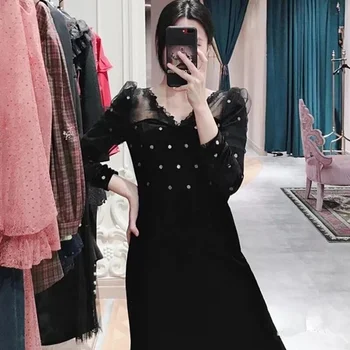 Iarna noi V-neck negru bubble sleeve talie mare lungime medie Hepburn rochie de femei