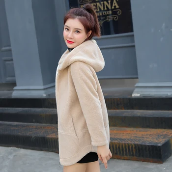 Toamna și iarna noi femei coreene liber tunsul oilor de moda sacou blana un miel parul scurt cu Gluga haina de blană de sex feminin