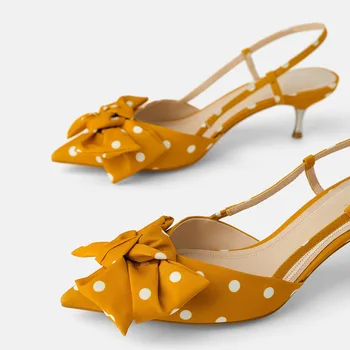 Noi de pantofi pentru femei de vară 2021 galben cu buline arcul ornamental subliniat confortabil tocuri