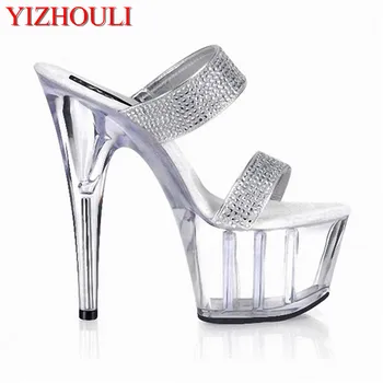 15 cm de tocuri inalte pot fi personalizate cu transparent tălpi și argint strălucitor papuci de casă.