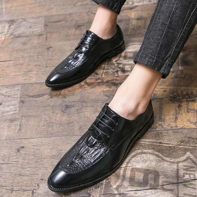 Pantofi Pentru Bărbați Non-alunecare Pantofi Oxford Papuci Casă Plat Rezistent Uzura Noi 2021 Brand Designer De Moda De înaltă Calitate Tendință De cumpara online ~ Pantofi pentru bărbați <
